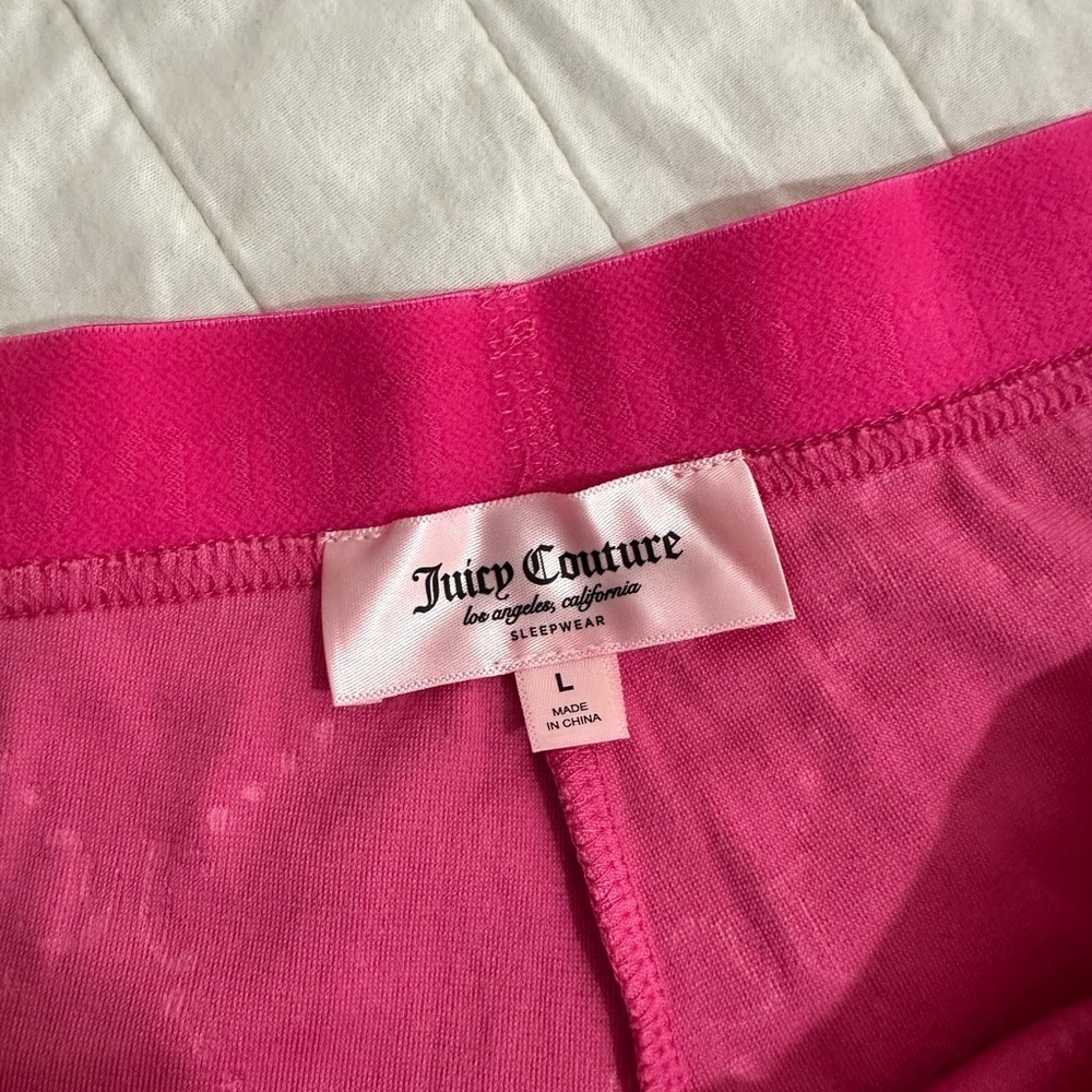 Juicy Couture Fuchsia Lounge Short - Picture 2 of 2